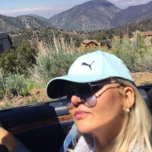 Meet your Posher, Brona